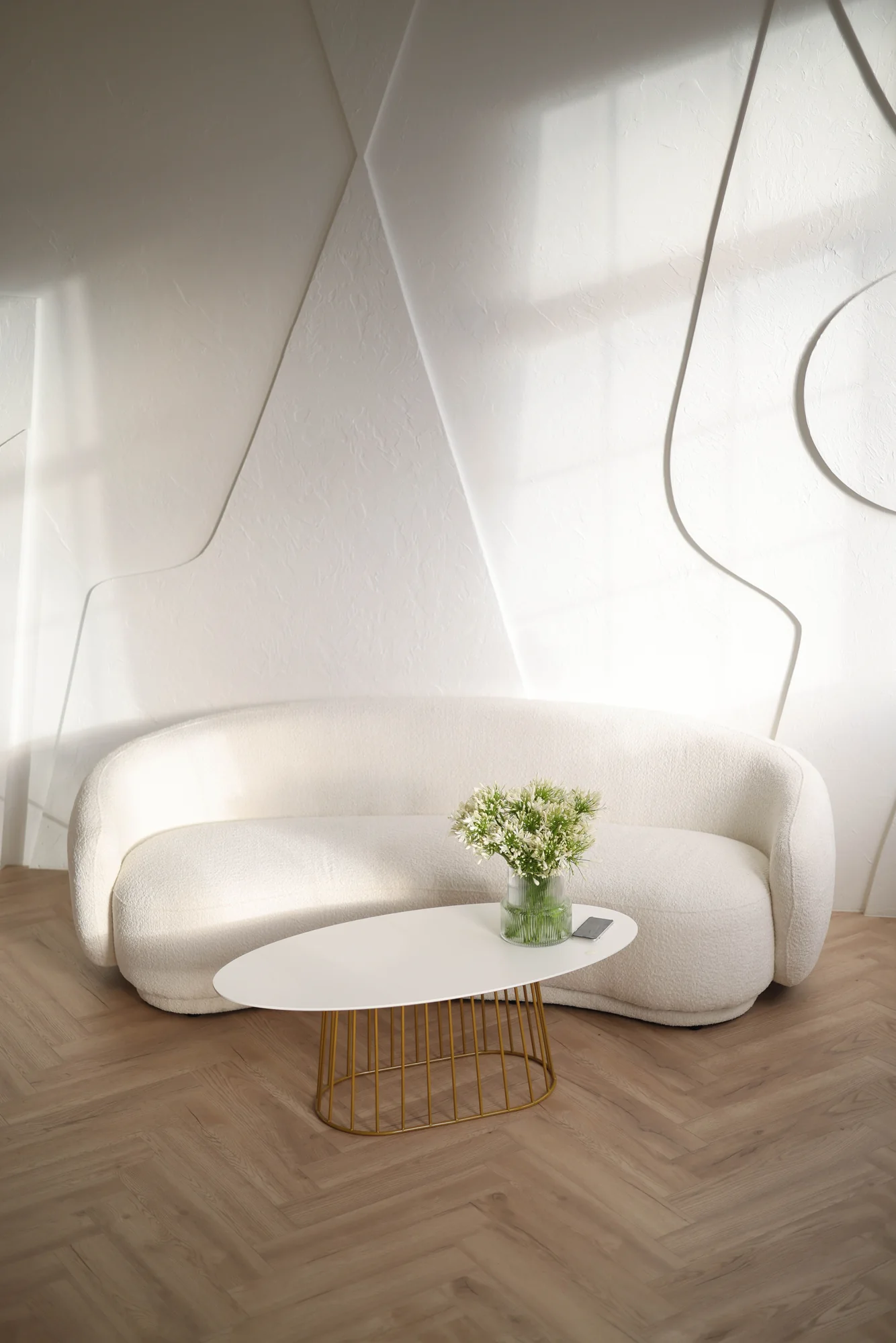 Alabaster textured plaster walls in a sunlit organic interior