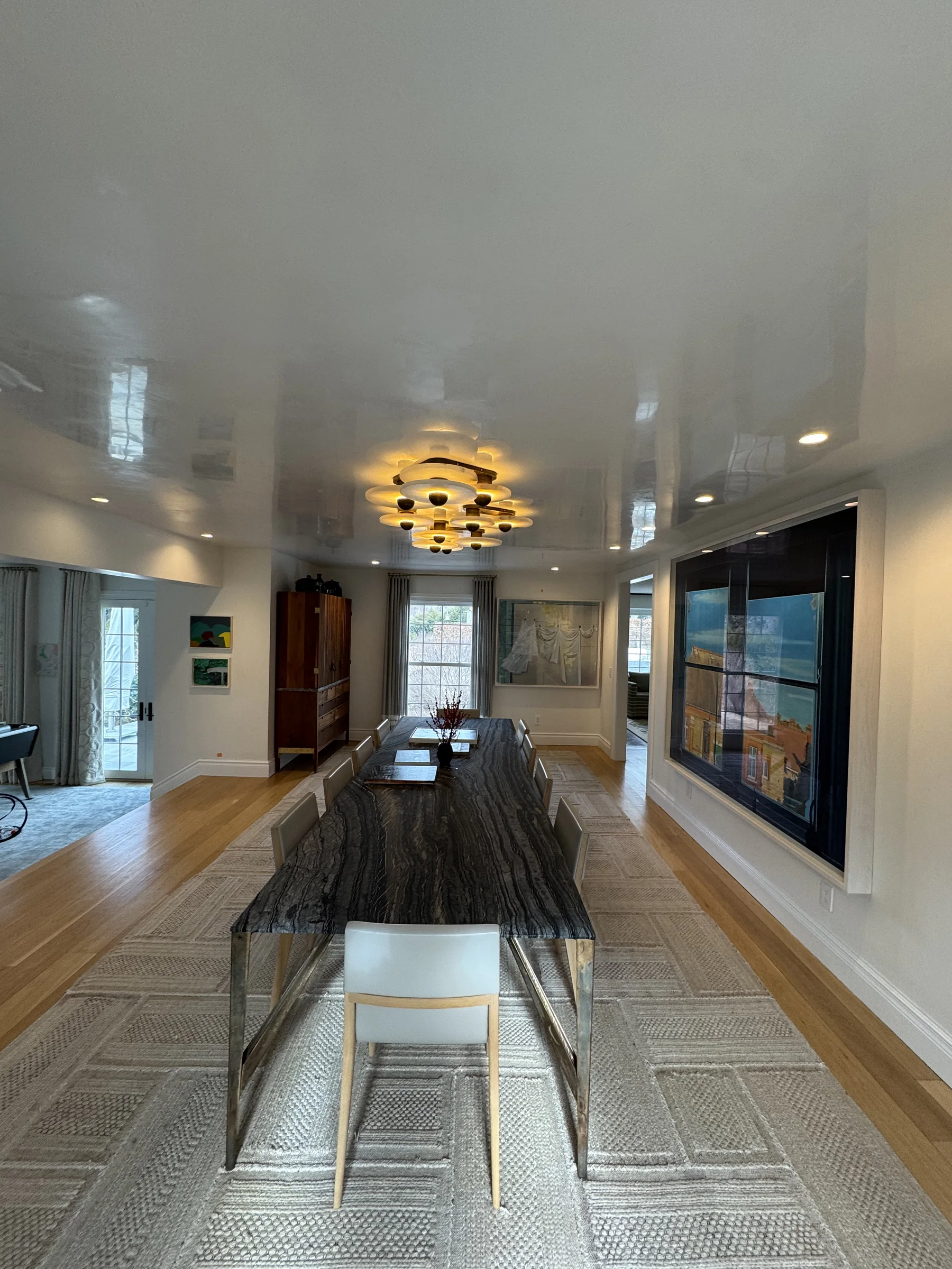 Reflective ceiling detail in a living space